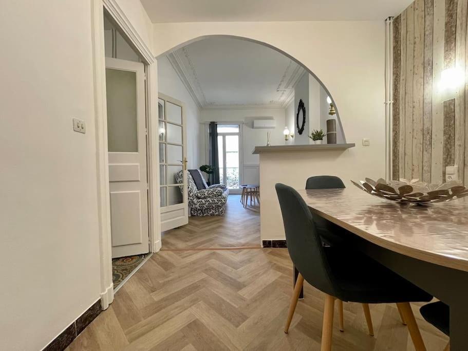 Le Repos Du Chameau ઼ Climatise Apartment Beziers Bagian luar foto